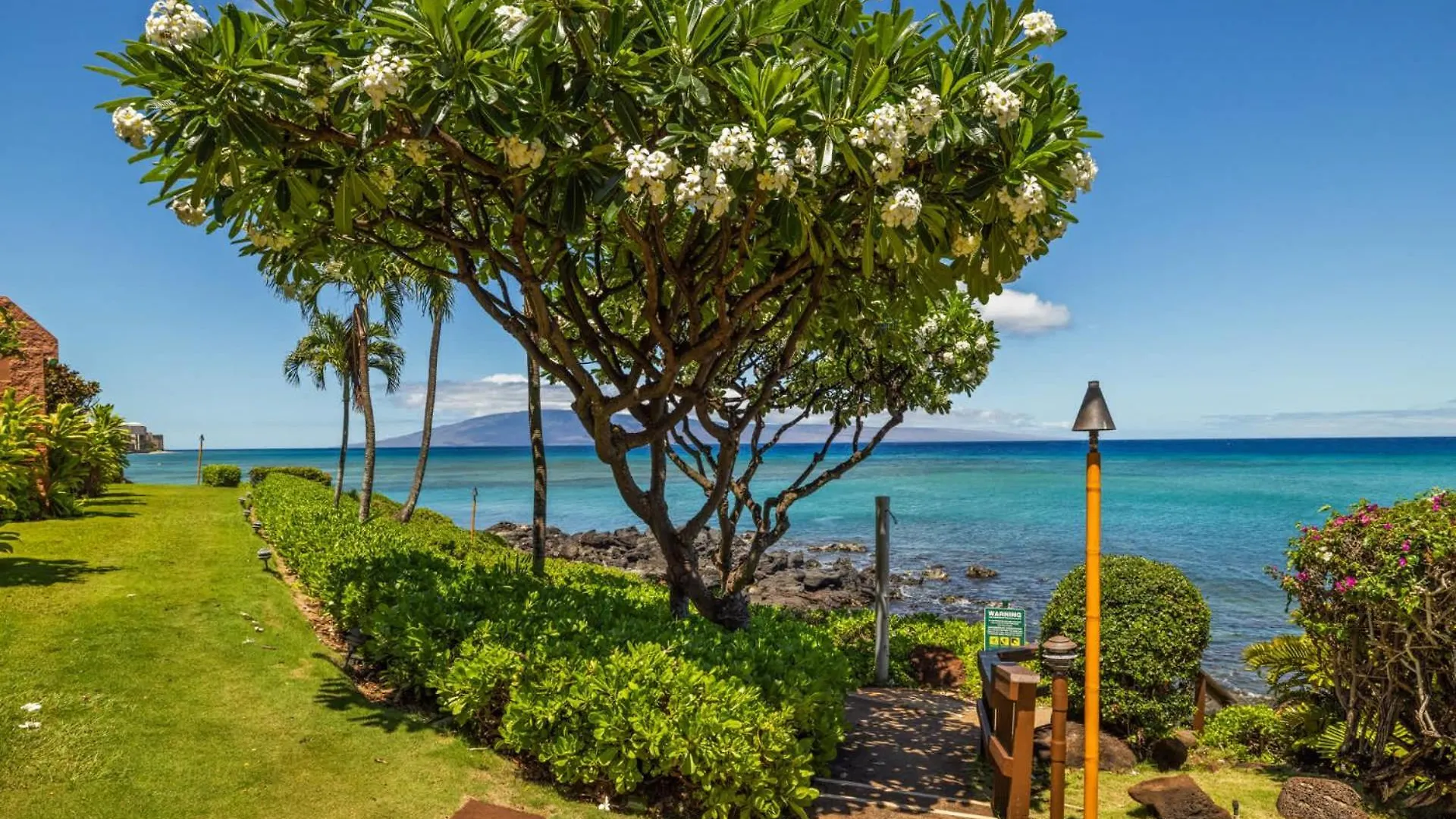 Kuleana Club #502 Ocean View - 1Bedroom & 1 Bathroom - Ground Floor Kahana